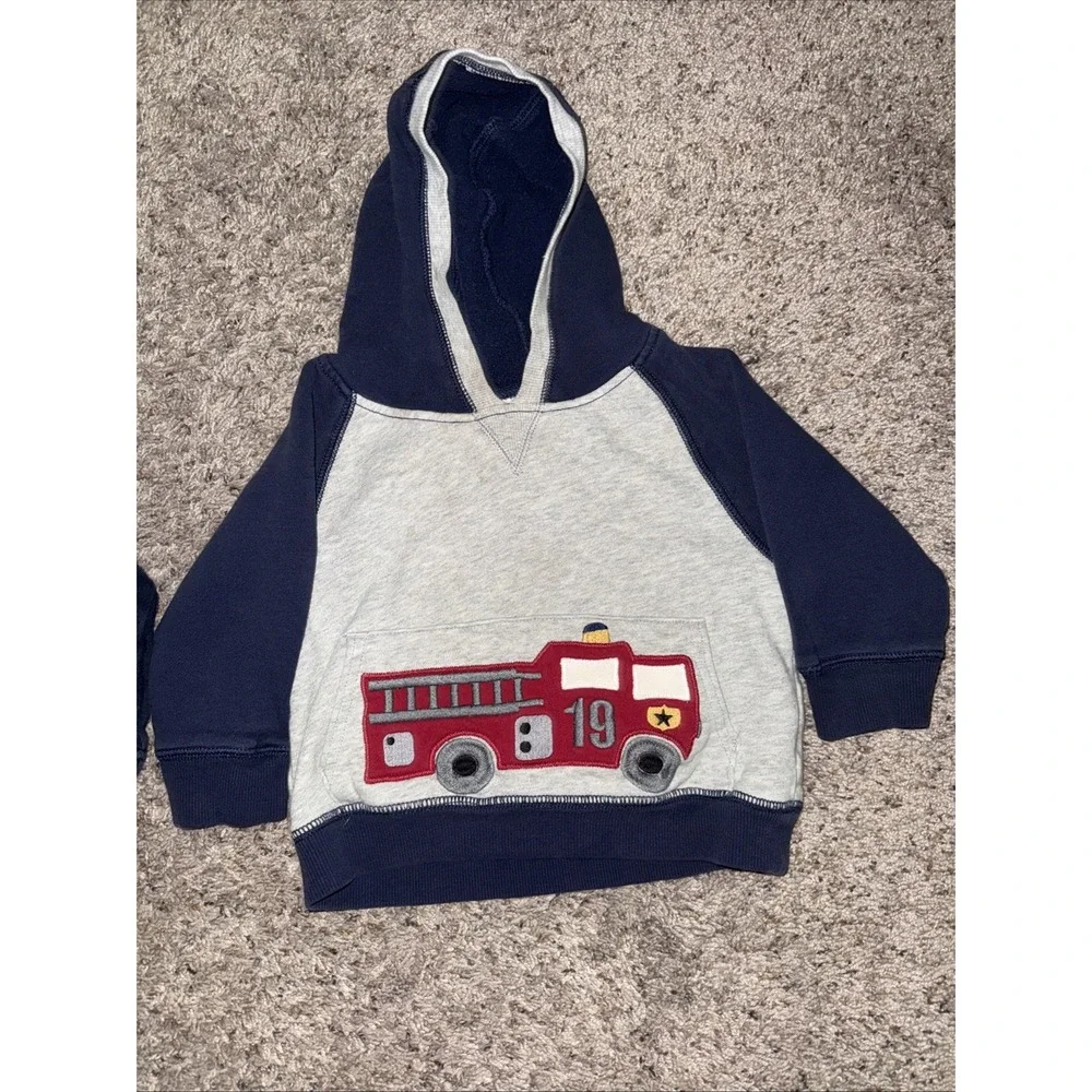 2-2017 Gymboree Baby Sweatshirts Firetruck & Dinosaur Size‎ 12-24 Months